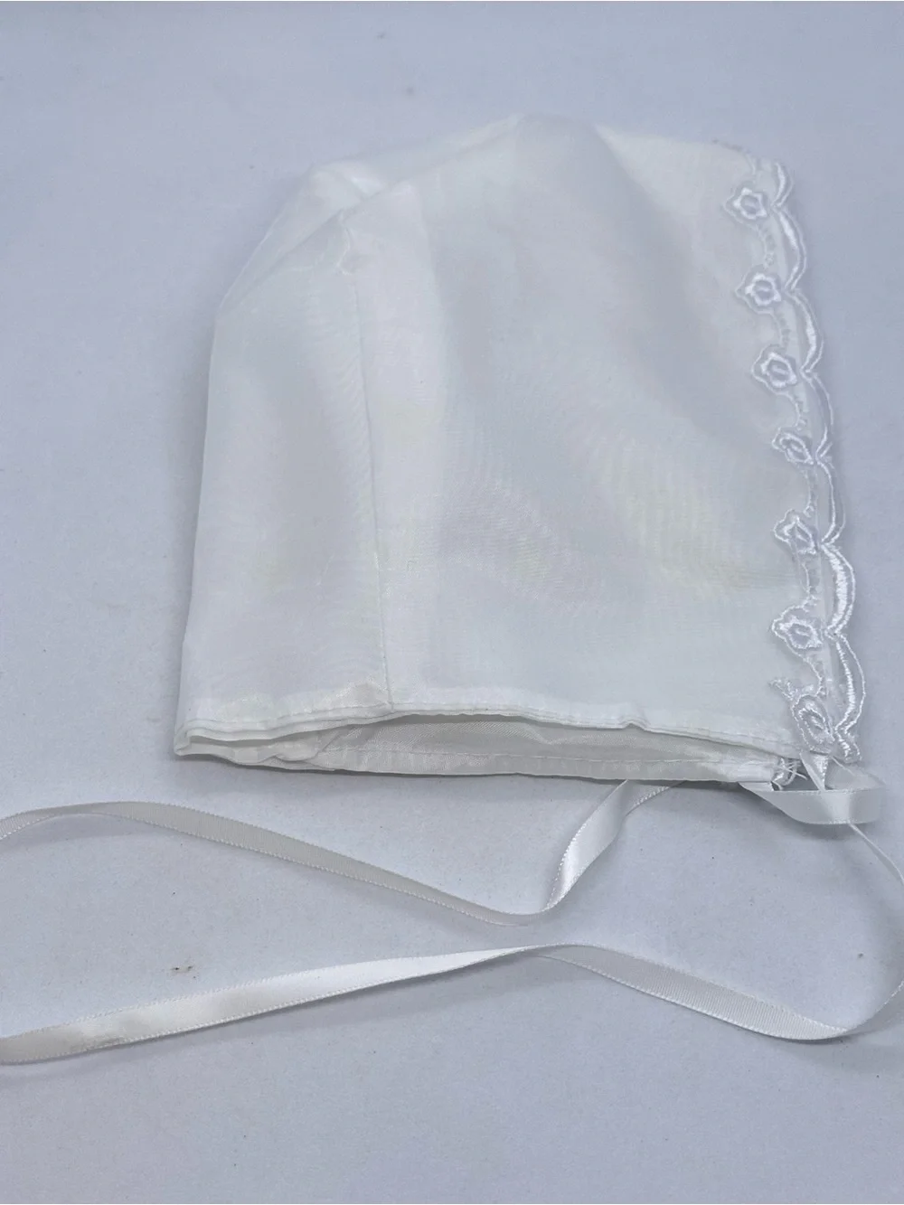 White Baby Christening Baptimal Dedication Bonnet with Lace Trim Infant 6M Doll